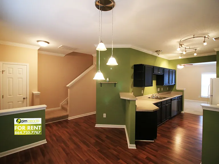 153 Spring Crossing Cir — Photo 3
