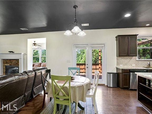 5th image of 4300 Jameson Ln SE