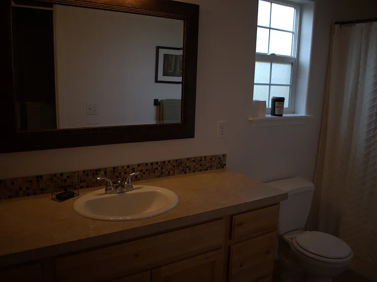 1563 W Cyrus St — Photo 9