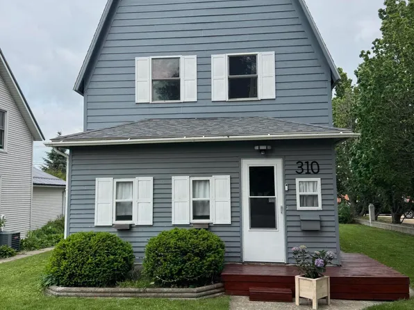 310 4th Ave S, Clear Lake, SD 57226