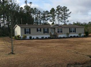 2260 Zeek Dr, Loris, SC 29569