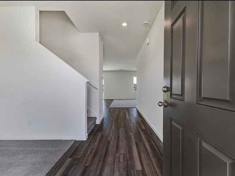 27235 Blue Pool Dr — Photo 13