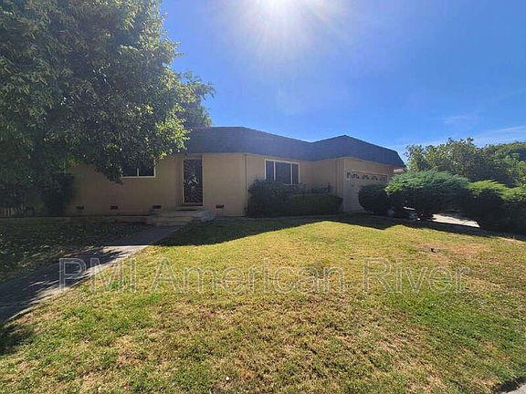 3rd image of 977 Briarcrest Way