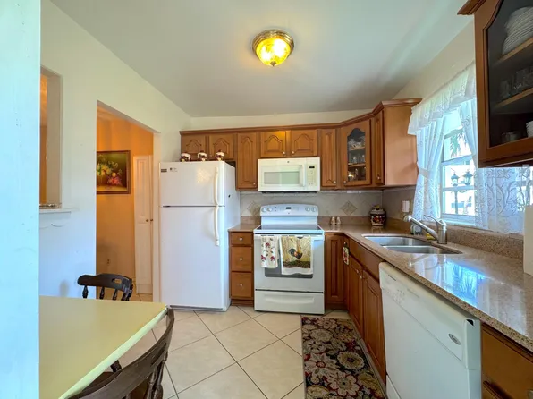 5300 Washington Street #I105, Hollywood, FL 33021