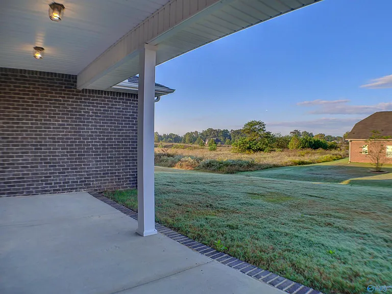 210 Properzi Way SW — Photo 18