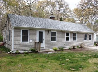 604 Quaker Rd, North Falmouth, MA 02556
