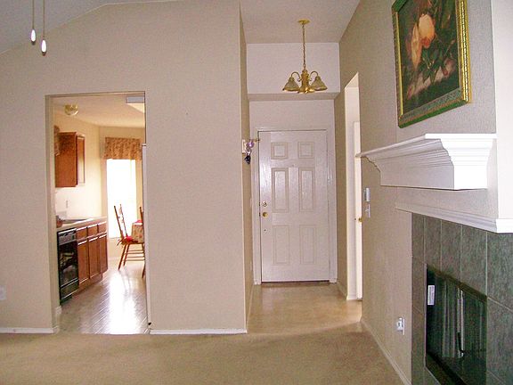 Entry Open Floor Plan