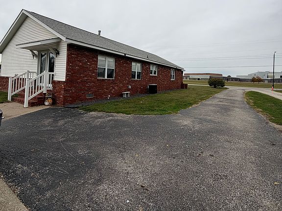 3rd image of 1967 S Main Street Rd
