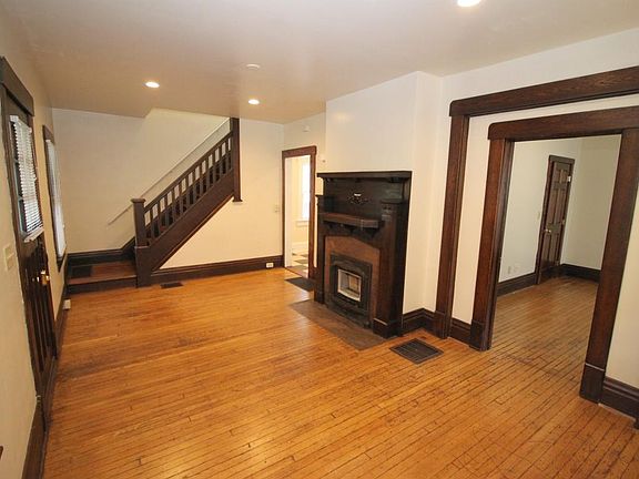 4th image of 213 E Oakland Ave