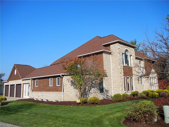 2nd image of 14950 Regency Dr