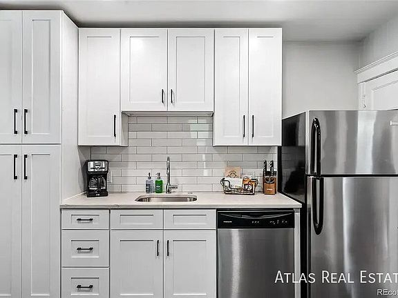 5th image of 480 N Washington St APT 1