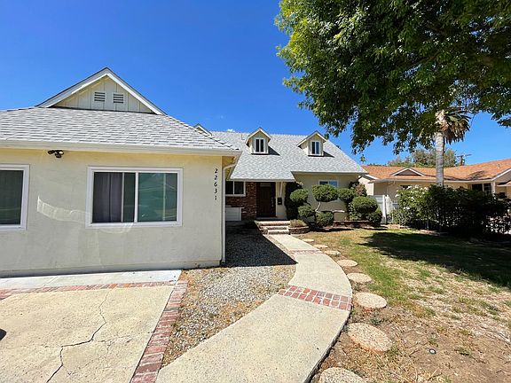 3rd image of 22631 Kittridge St