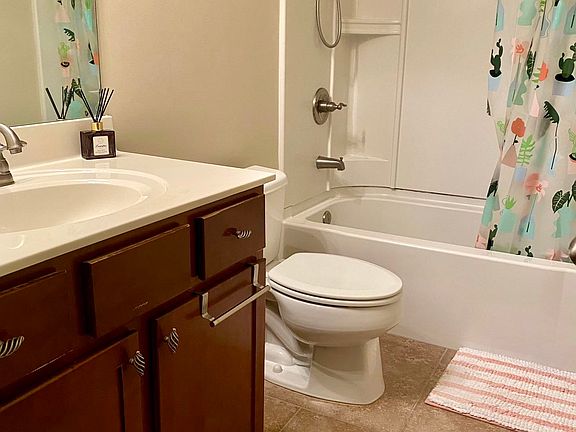 3rd image of 3161 Rock Port Cir