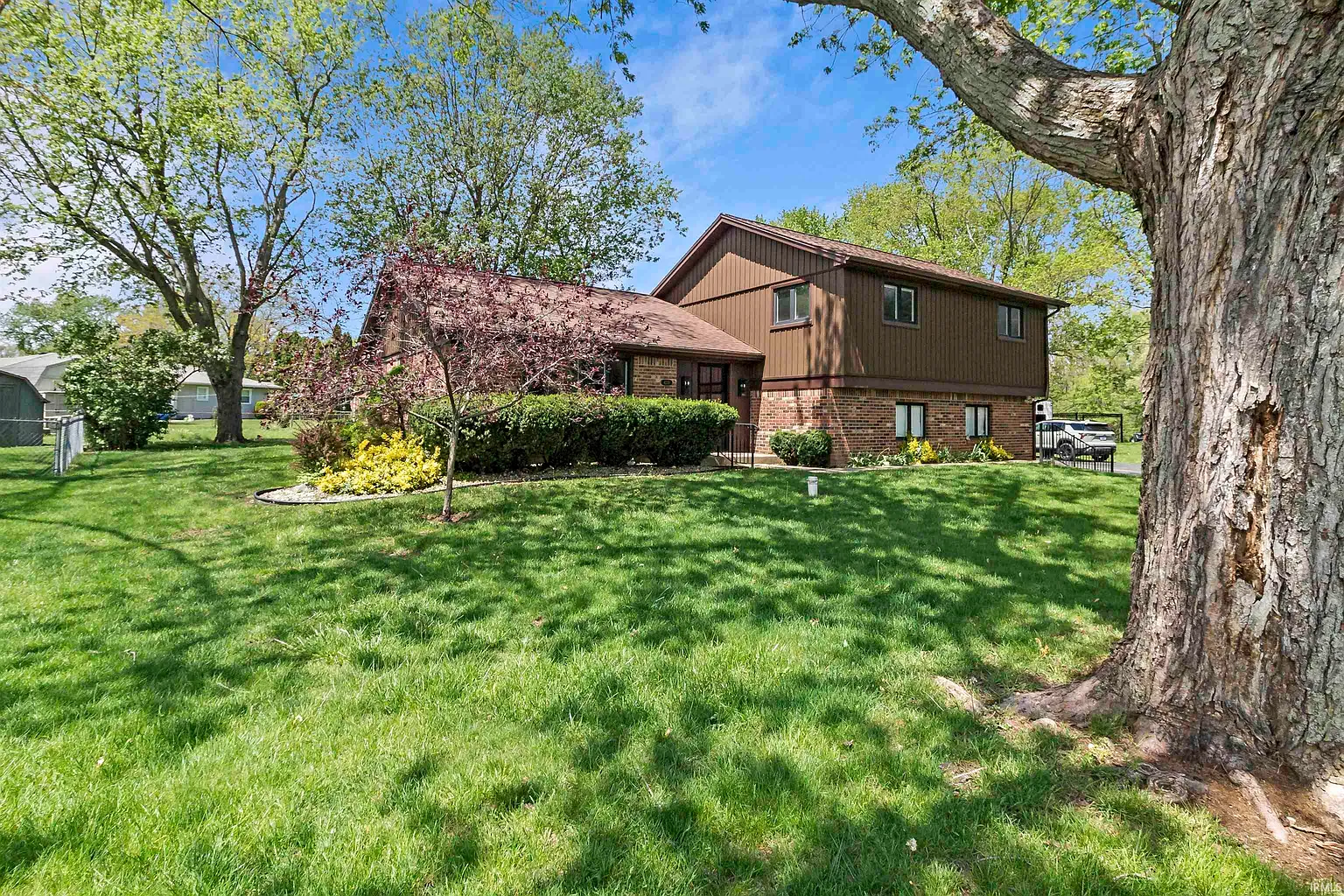 4231 N Conner Dr photo 1