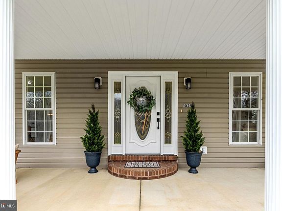 5th image of 1029 Fleming Park Rd