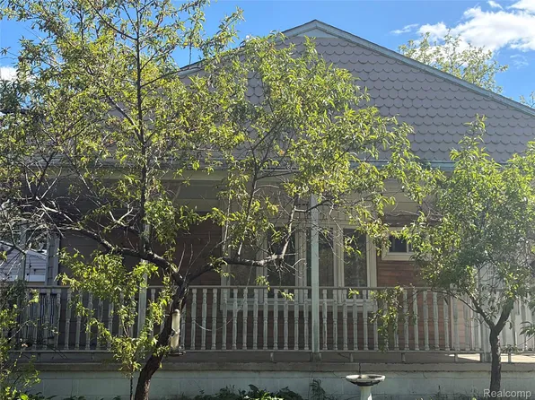 7004 Orchard Ave, Warren, MI 48091