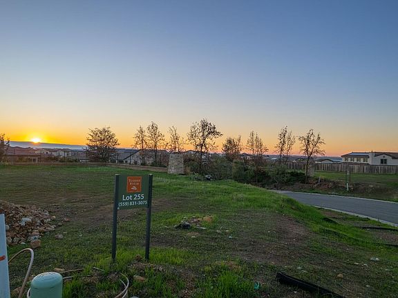 5th image of 882 Terrace Pl