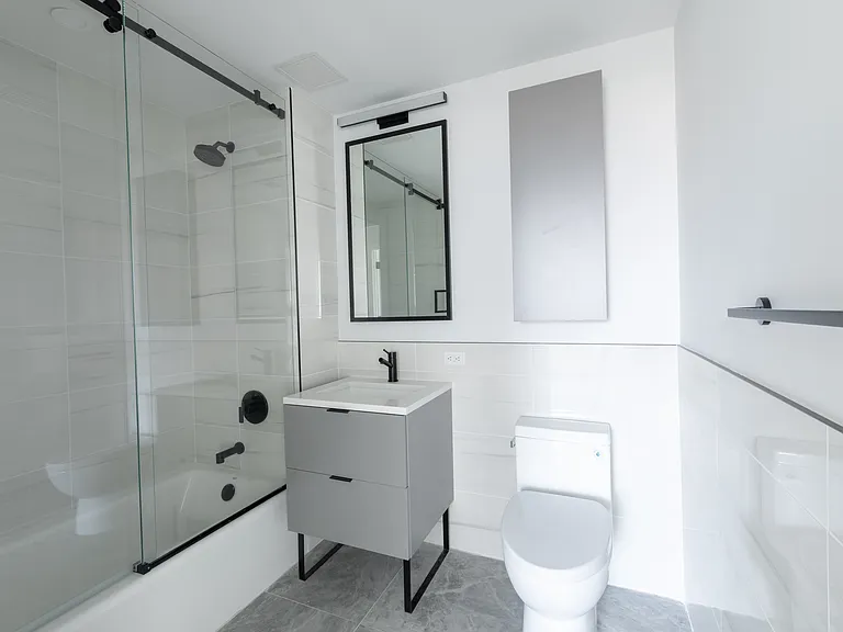 215 E 124th St #7B — Photo 19