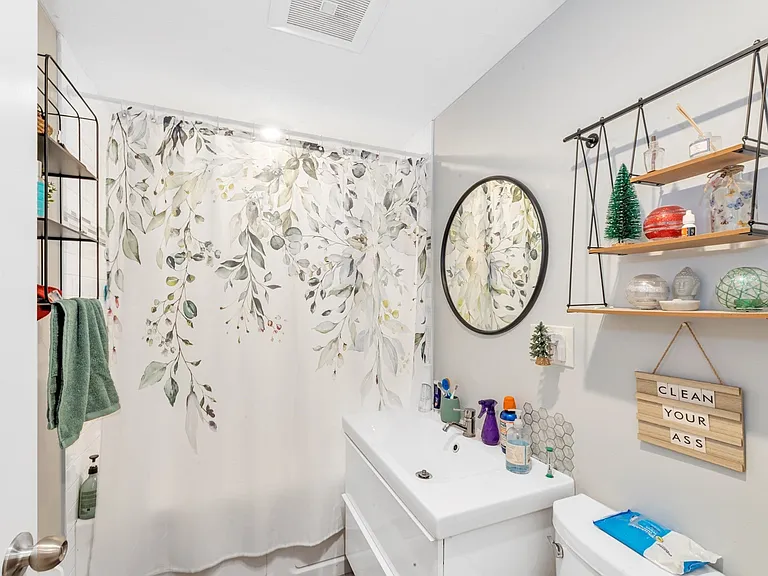 13 Pierce St #2 — Photo 9