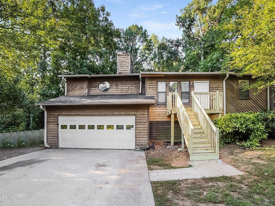 1st image of 2511 Deerfield Dr
