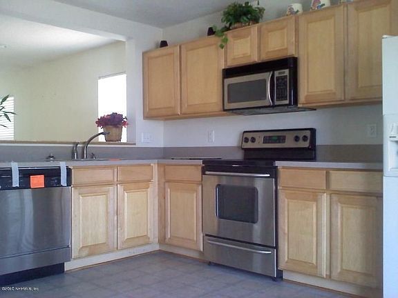 3rd image of 2355 Brian Lakes Dr E
