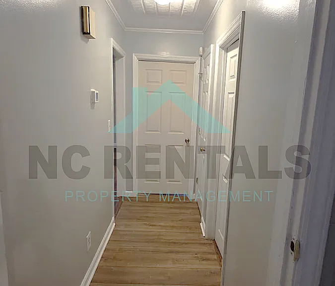 436 Barbara Jane Ave — Photo 4