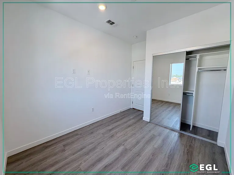 10501 Buford Ave #E — Photo 12
