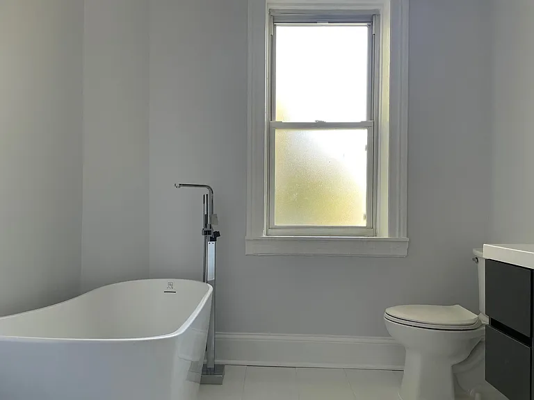 4273-4275 Russell Blvd #4275A — Photo 2