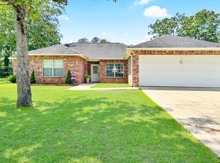 1906 Circles End, Leesville, LA 71446