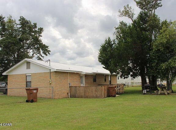 5th image of 25676 NE Evans St