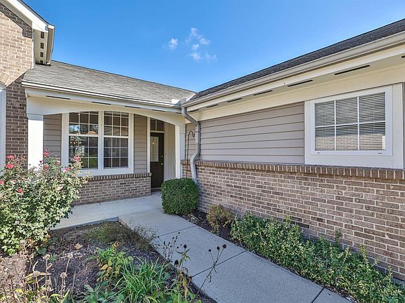 4th image of 886 Southmeadow Cir