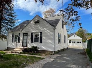 1 Hillside Ave, Enfield, CT 06082