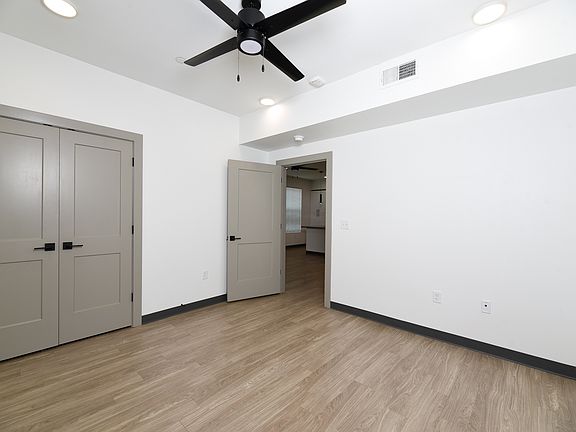5th image of 1404 Tabor St #103