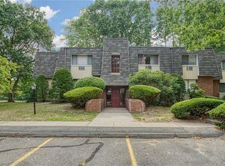 96 High Path Rd UNIT 96, Windsor, CT 06095