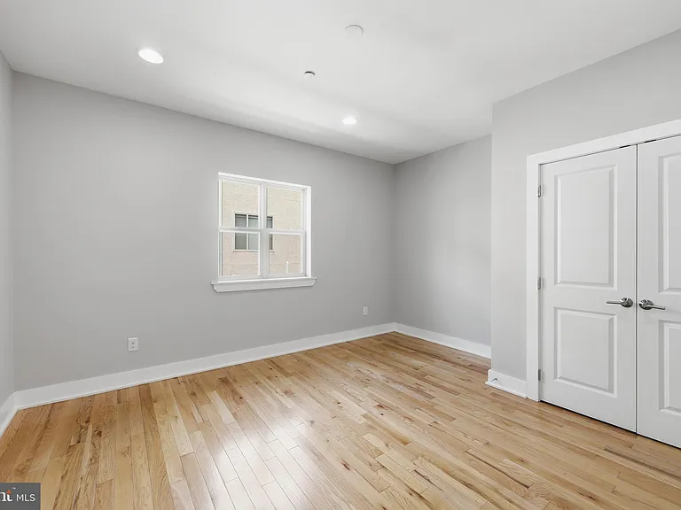 2313 Ellsworth St — Photo 13