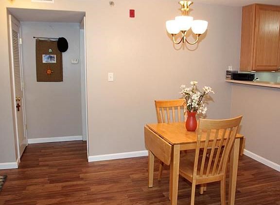 3rd image of 9719 Crayford Dr Unit 2H