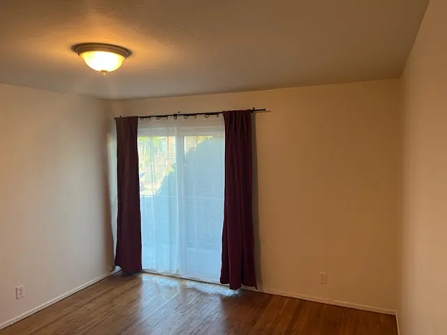 1730 Stuart St — Photo 17