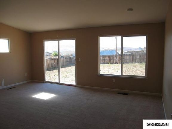4th image of 1465 Cooney Dr