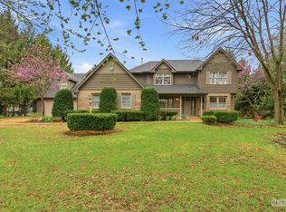 15 Timber View Ln, Yorkville, IL 60560