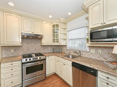20 Gibson Avenue #3D, Huntington, NY, 11743