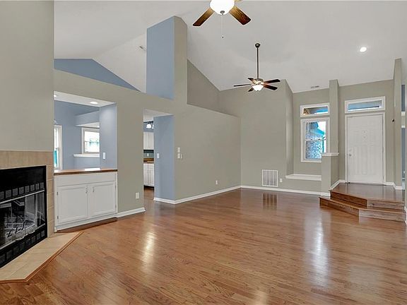 4th image of 10883 Santa Anita Ct