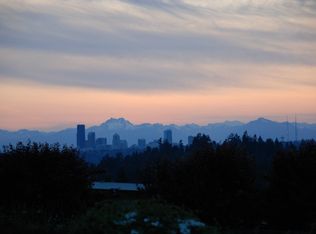 1615 125th Ave SE, Bellevue, WA 98005