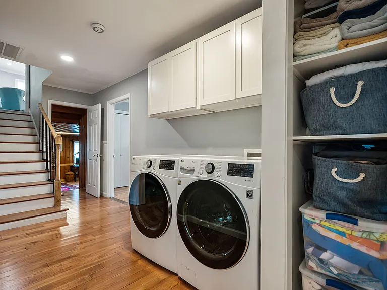 109 River Dr — Photo 15