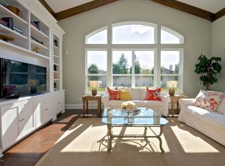 124 Hunters Creek Dr, Saint Johns, FL 32259