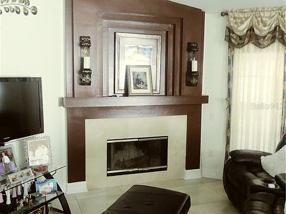3rd image of 3518 Cherryhill Dr