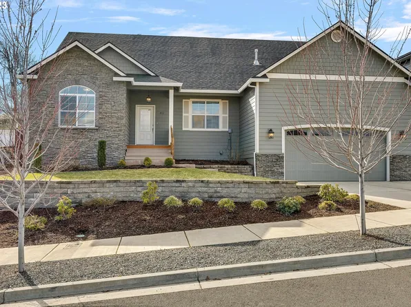 211 Sieverkropp Dr, Hood River, OR 97031