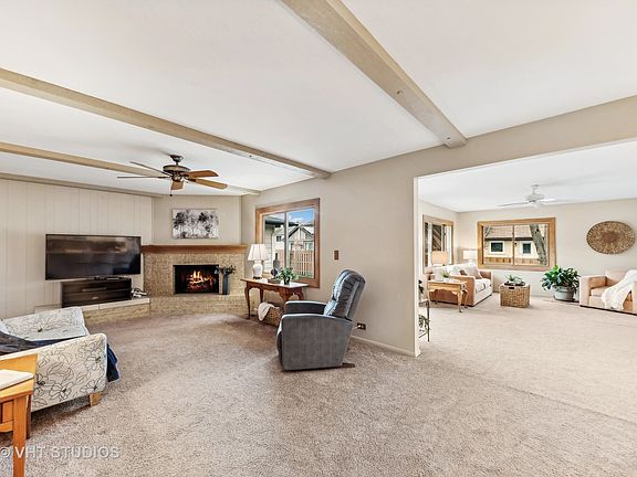5th image of 548 Stonehaven Ave