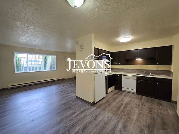3rd image of 16 N 6th St APT 8