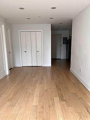 5th image of 2510 38th Ave APT 3D
