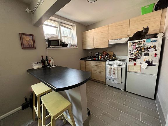 4th image of 150 Urban Pl APT 7